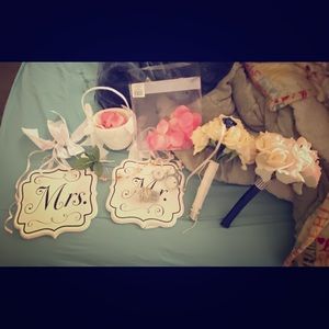 Miscellaneous wedding items